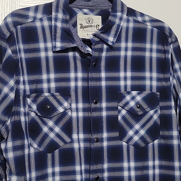 Roebuck & Co Men's Western Button up - Picture 2 of 4